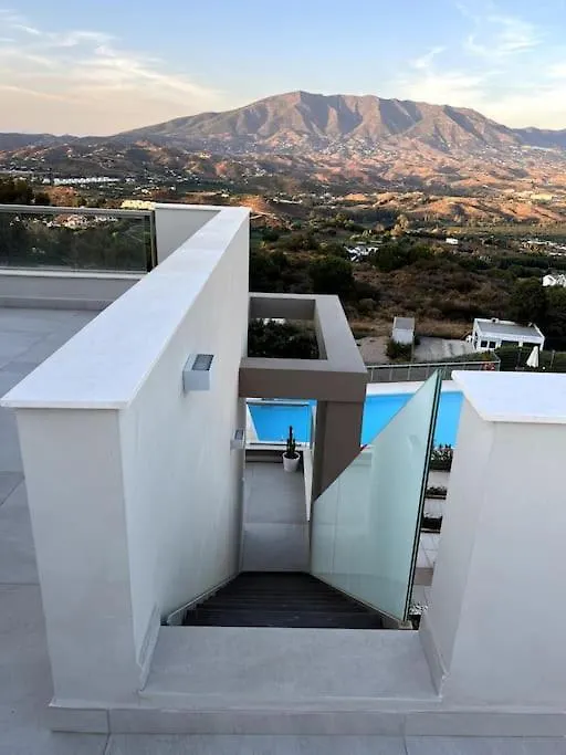 Luxury Penthouse With Sea View In La Cala Golf Resort 卡拉德米哈斯
